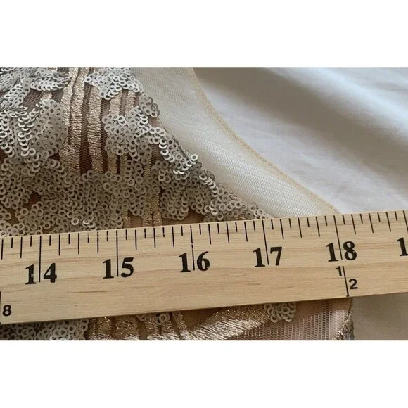 Badgley Mischka Champagne Sleeveless Sequin Gown Event Size 10 Formal Wedding - Picture 16 of 16